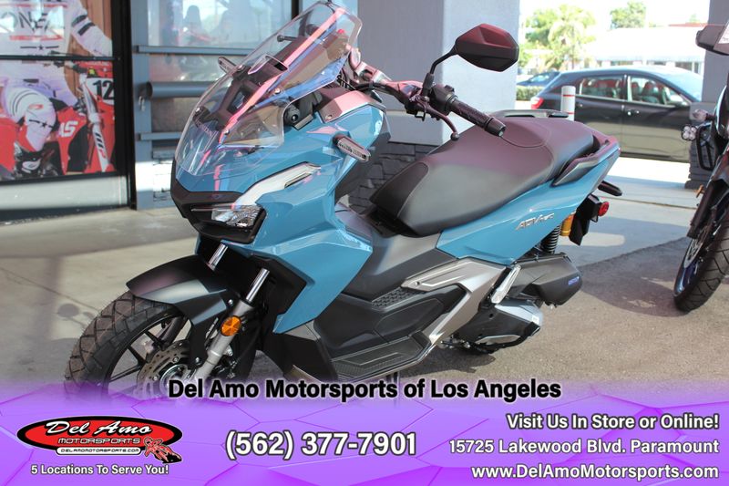 2025 Honda ADV160Image 7