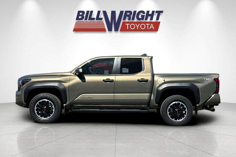 New 2026 Toyota Tacoma TRD Off-RoadImage 6