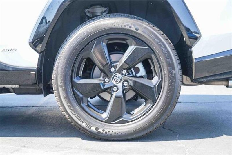 Used 2021 Toyota RAV4 Hybrid XSEImage 12