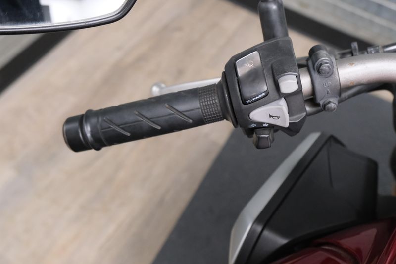 USED 2019 HONDA CB650R Image 15