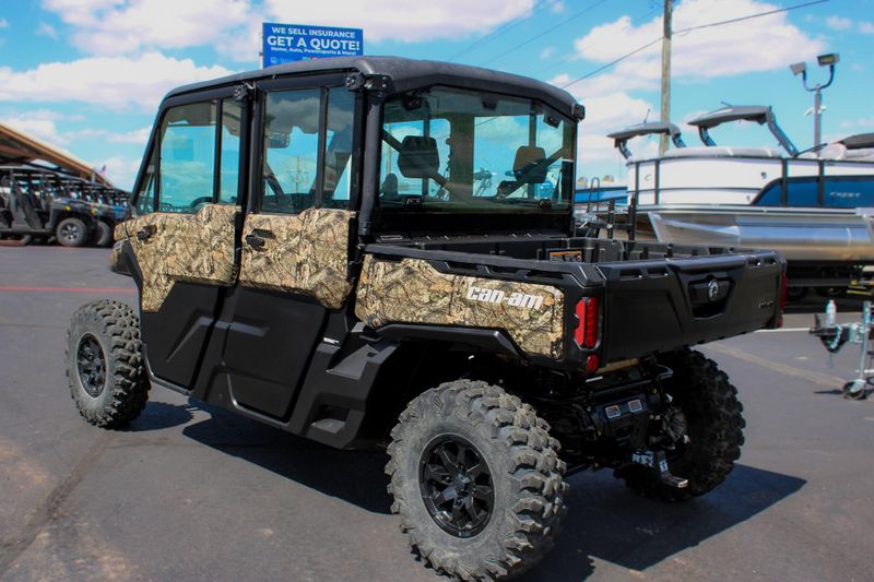 2023 Can-Am DEFENDER MAX LTD HD10 BACKWOODS CAMO Image 3