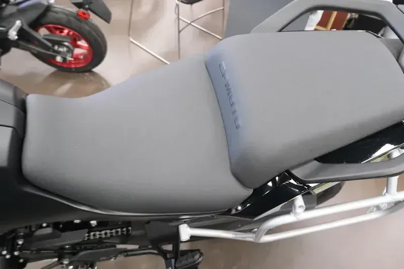 NEW 2026 CFMOTO IBEX 800 E Image 10