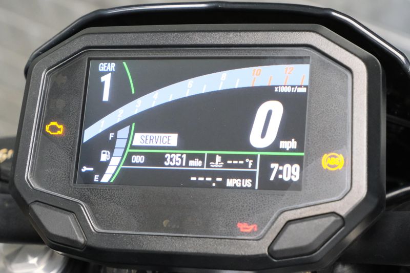 USED 2020 KAWASAKI Z650 ABS Image 22