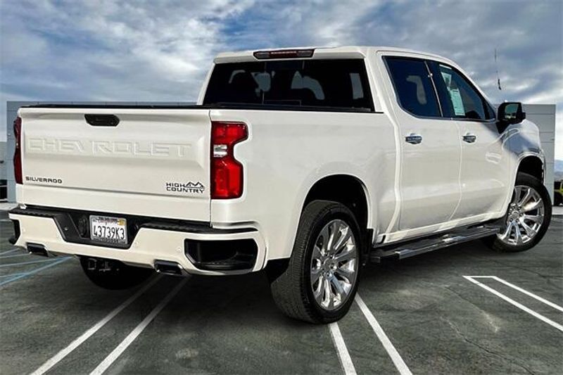 2022 Chevrolet Silverado 1500 LTD High CountryImage 12