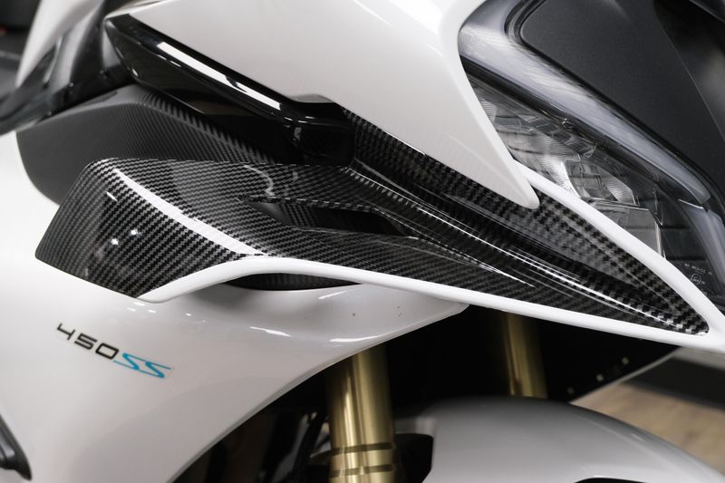 2024 CFMOTO 450SS NEBULA WHITEImage 11