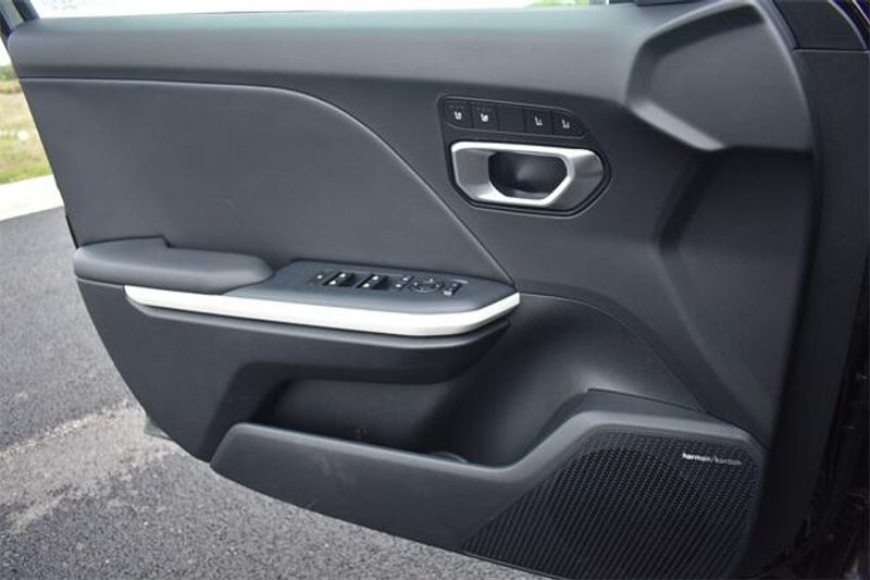2025 Kia K4 GT-LineImage 33