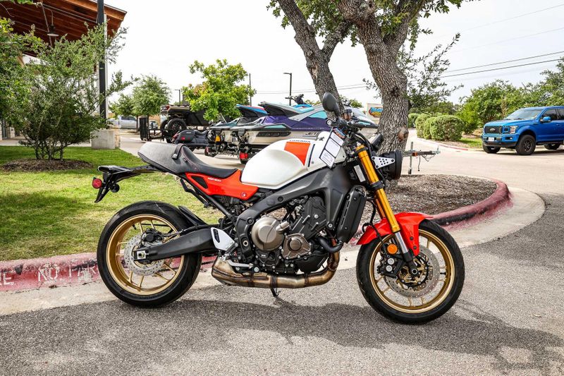 2024 Yamaha XSR900 HERITAGE WHITE Image 27