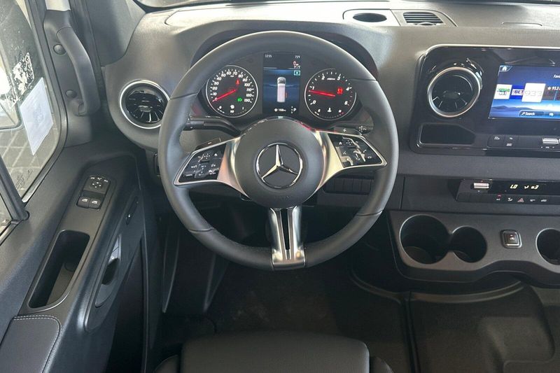New 2026 Mercedes-Benz Sprinter 2500 Cargo 144 WBImage 10