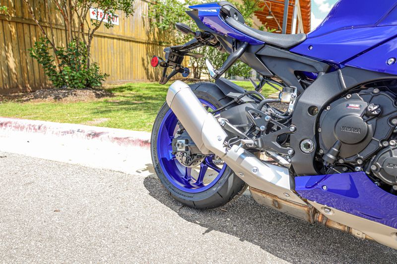 NEW 2026 YAMAHA YZF-R1 Image 10