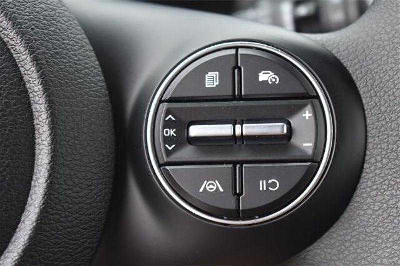New 2025 Kia Soul LXImage 22