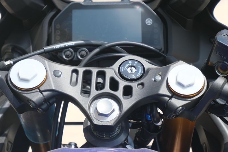 2025 Yamaha YZFR3 ABS TEAM BLUE Image 14