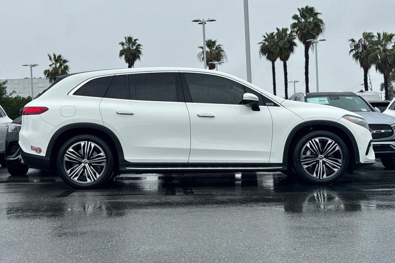Used 2023 Mercedes-Benz EQS 450Image 3