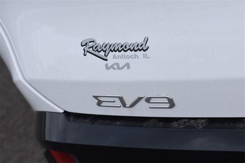New 2026 Kia EV9 GT-LineImage 18