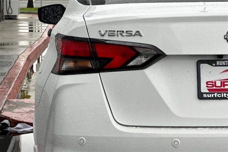 2025 Nissan Versa 1.6 SImage 19