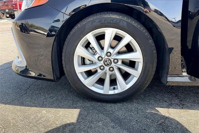 2022 Toyota Camry LEImage 8