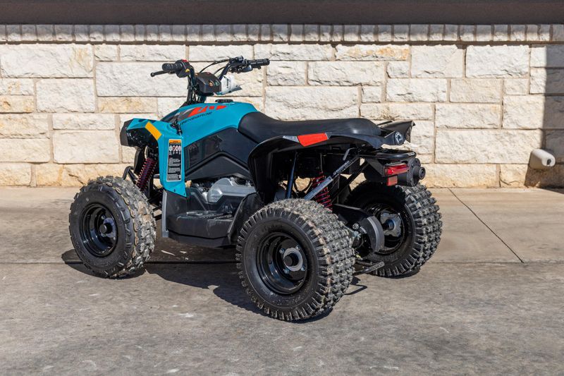 New 2025 Can-Am RENEGADE 70 EFI ICEBERG BLUE AND BLACK Image 2