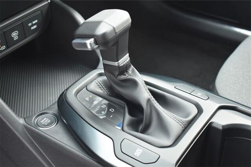 2025 Kia K4 LXSImage 20