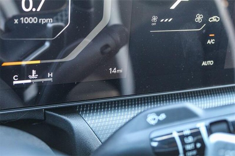 2025 Kia K4 GT-LineImage 26