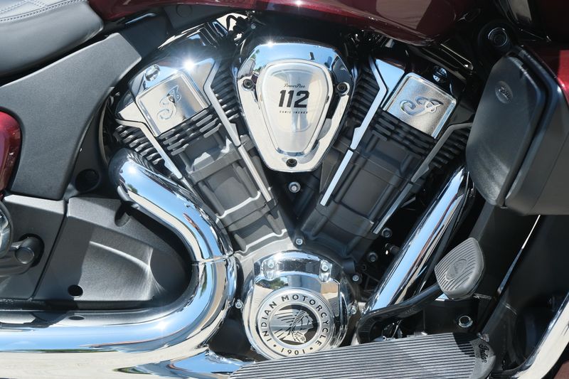NEW 2025 INDIAN MOTORCYCLE PURSUIT LIMITED Image 12