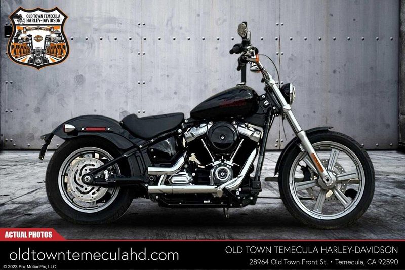 2023 Harley-Davidson Softail in a Black exterior color. BMW Motorcycles of Temecula – Southern California (951) 506-6903 bmwmotorcyclesoftemecula.com 