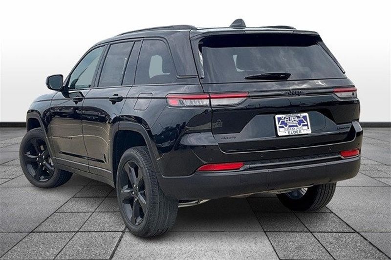 2024 Jeep Grand Cherokee Limited 4x4Image 3