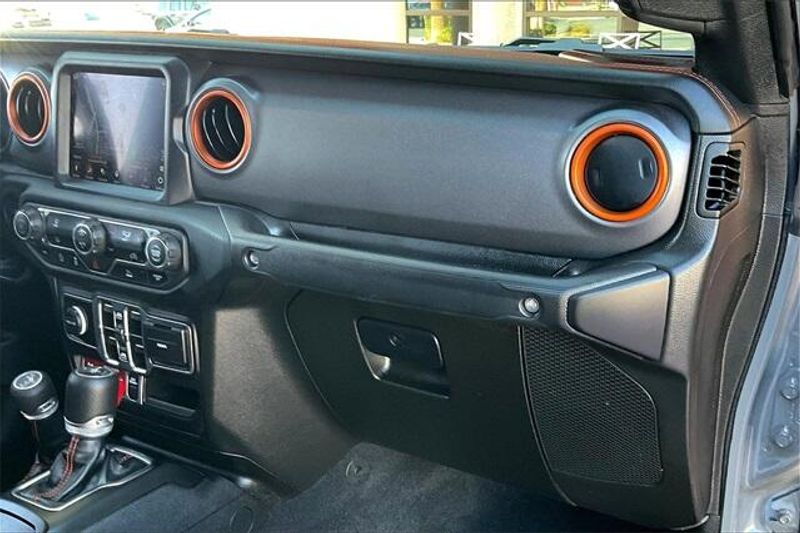 Used 2023 Jeep Gladiator MojaveImage 16