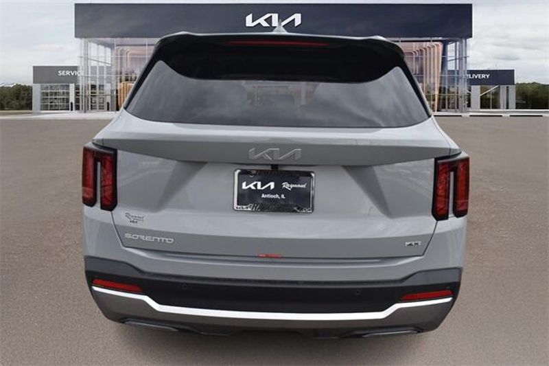 New 2026 Kia Sorento SImage 4