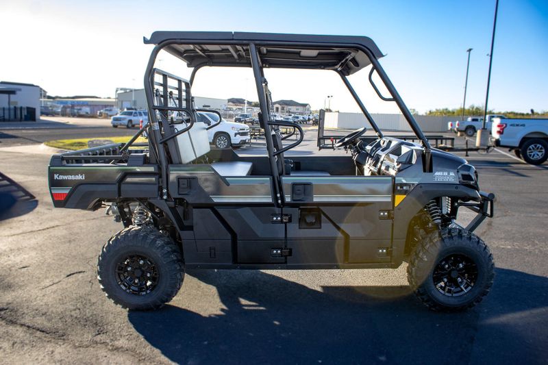 NEW 2026 KAWASAKI MULE PRO-FXT 1000 LE Image 2