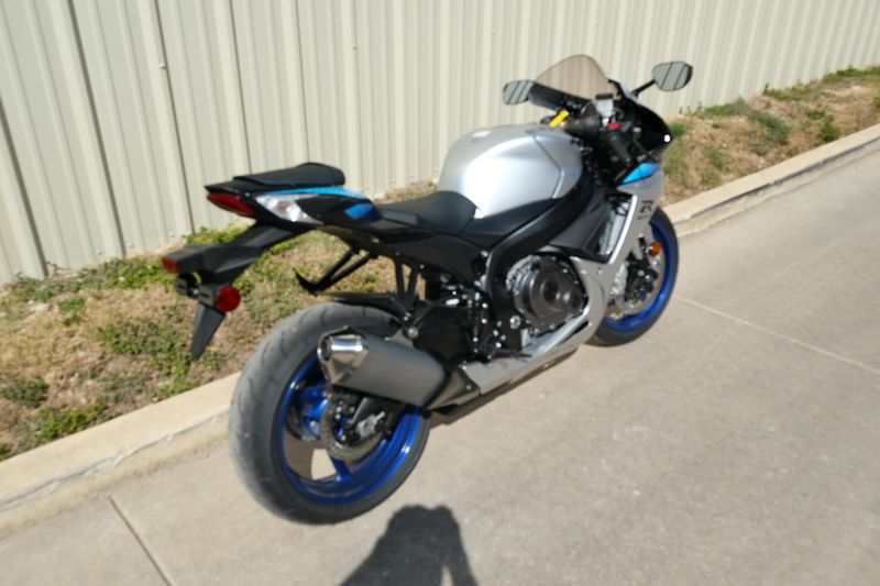 NEW 2026 SUZUKI GSXR600  in a SILVER exterior color. Family PowerSports (877) 886-1997 familypowersports.com 