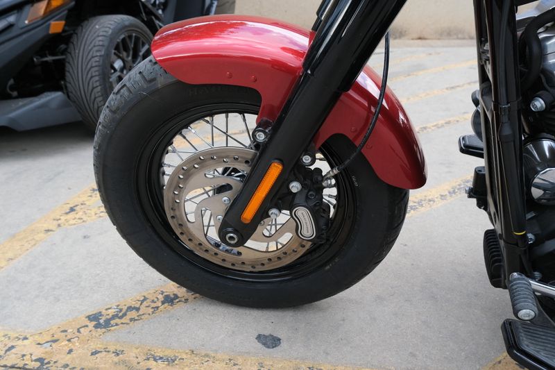 USED 2018 HARLEY SOFTAIL SLIM Image 22