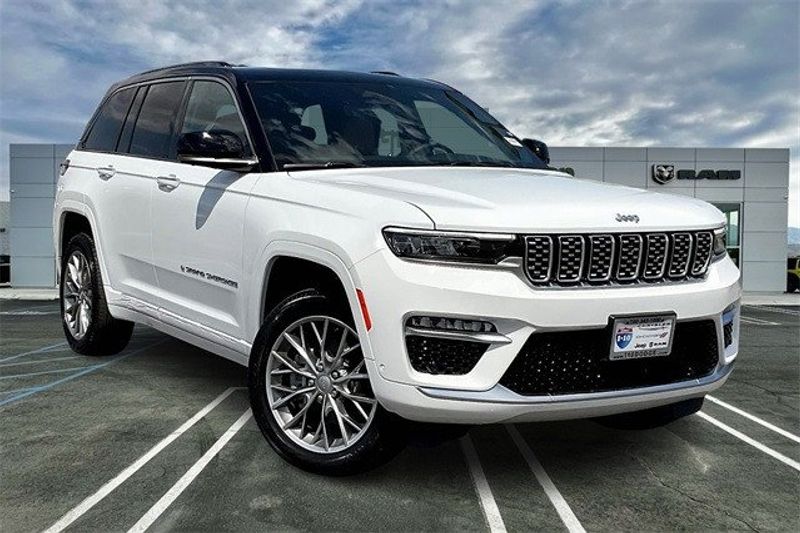 2024 Jeep Grand Cherokee Summit 4xeImage 14