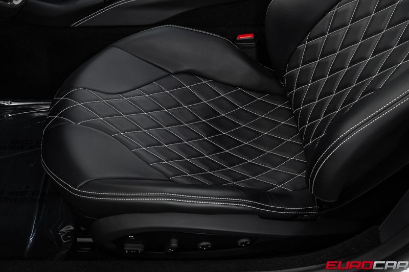 2022 Ferrari 812 GTS *CARBON STEERING WHEEL * FRONT LIFT*Image 47