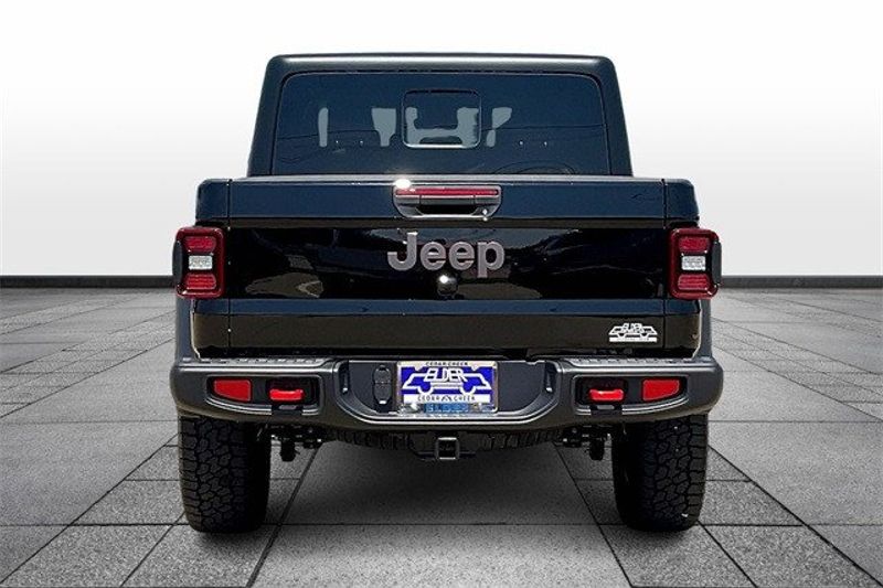 2024 Jeep Gladiator Rubicon 4x4Image 4