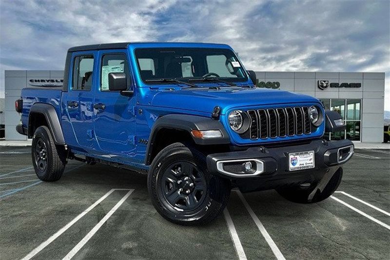 2024 Jeep Gladiator Sport 4x4Image 14