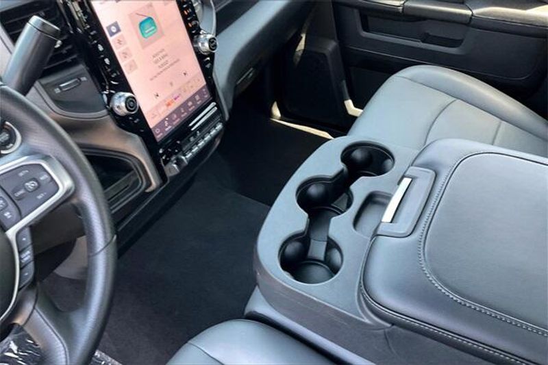 2025 Ram 2500 Tradesman photo 6