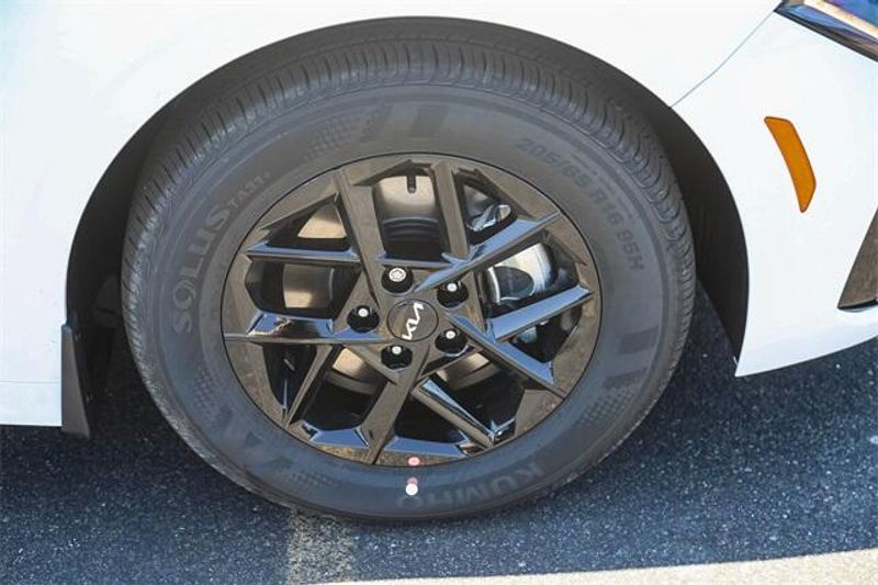 New 2026 Kia K5 LXSImage 28