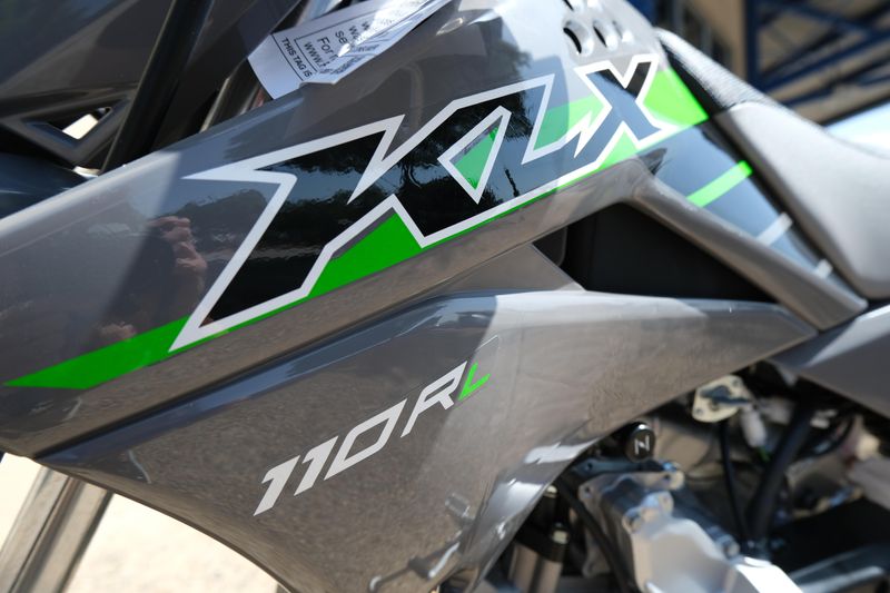 2025 Kawasaki KLX110R BATTLE GRAYImage 15