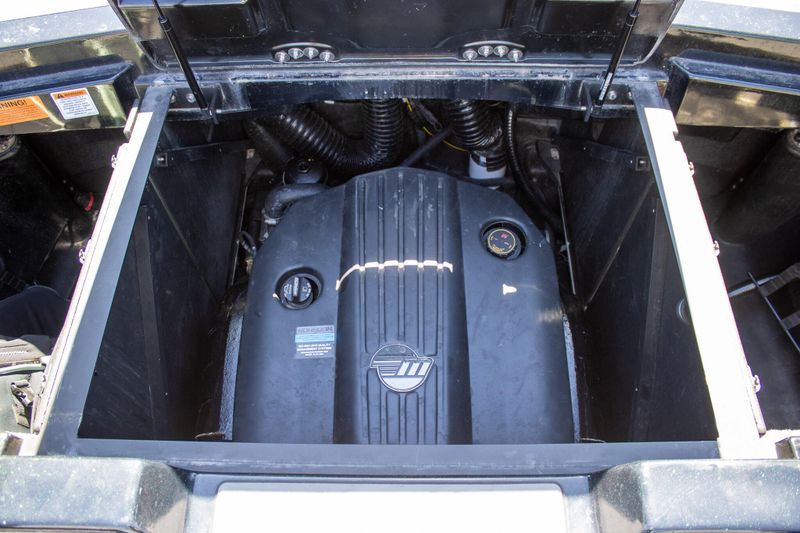 2023 MALIBU M220Image 22
