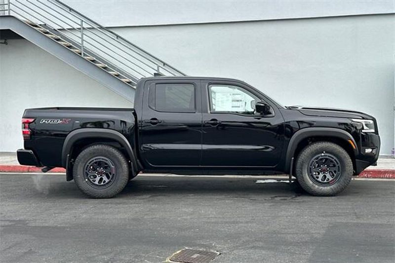 New 2025 Nissan Frontier PRO-XImage 2