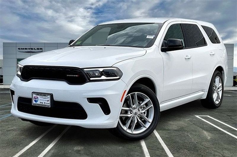 2024 Dodge Durango Gt RwdImage 1