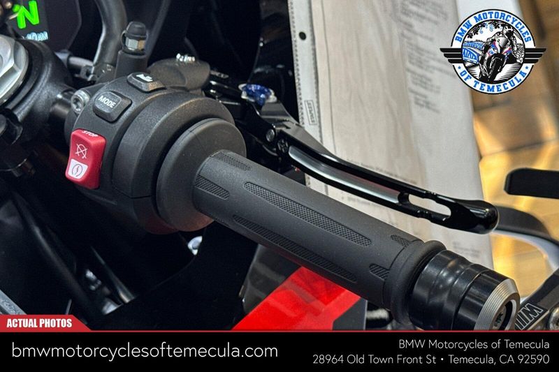 2026 BMW M 1000 RRImage 18