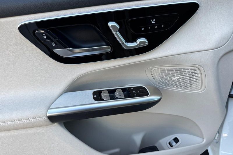 New 2027 Mercedes-Benz GLC-Class GLCGLC 300Image 8