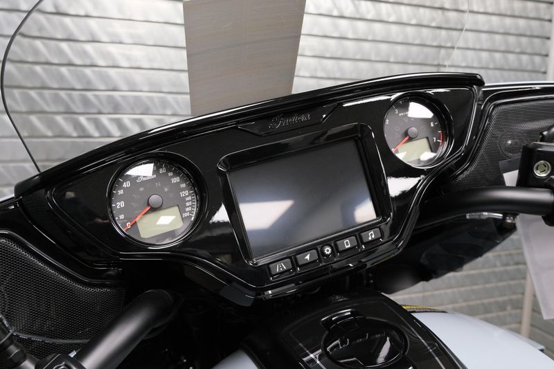 NEW 2025 INDIAN MOTORCYCLE ROADMASTER POWERPLUS DARK HORSE Image 22