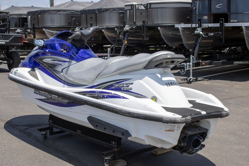 USED 2002 YAMAHA GP 1200 Image 10