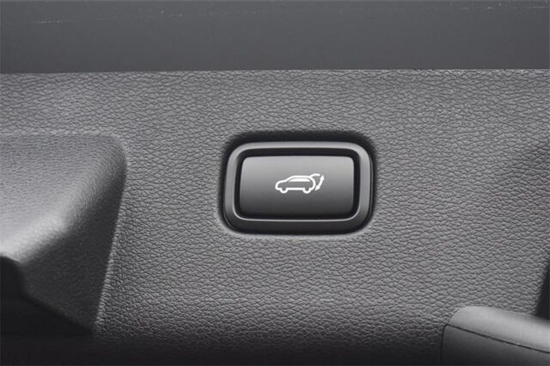 2025 Kia Sportage EXImage 18
