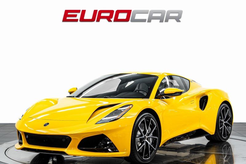 2025 Lotus Emira *6-SPEED MANUAL * NEW CAR*Image 1