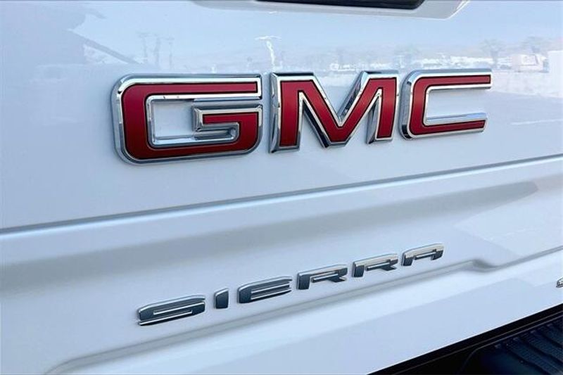 Used 2023 GMC Sierra 1500 SLTImage 31