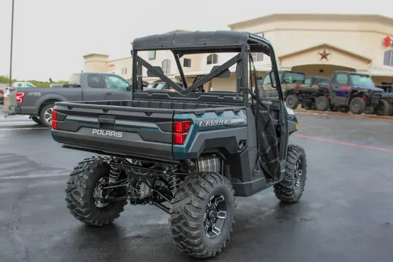 NEW 2026 POLARIS RANGER XP 1000 PREMIUM Image 3