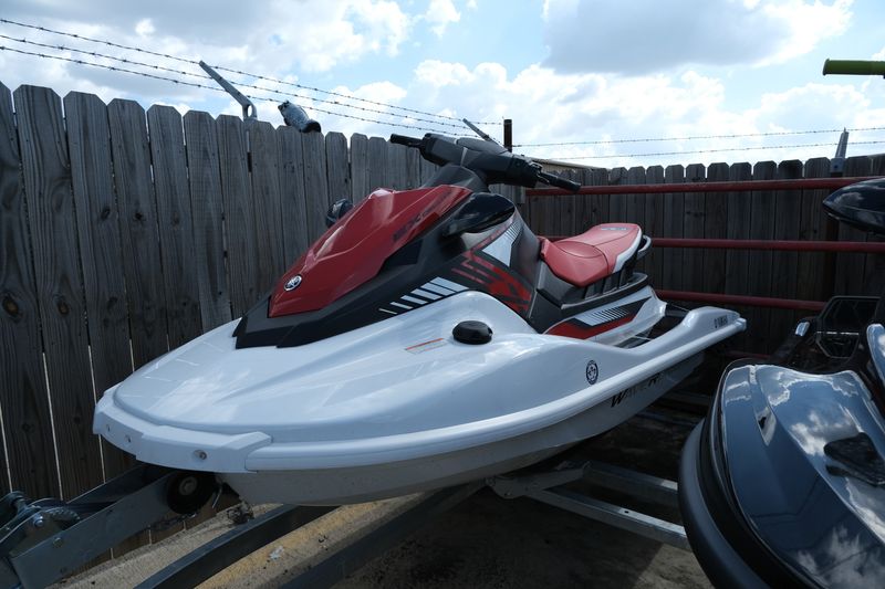 2023 Yamaha EX DELUXE WHITE AND TORCH RED Image 1