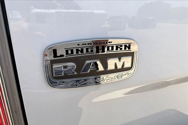 2018 RAM 2500 Laramie LonghornImage 8